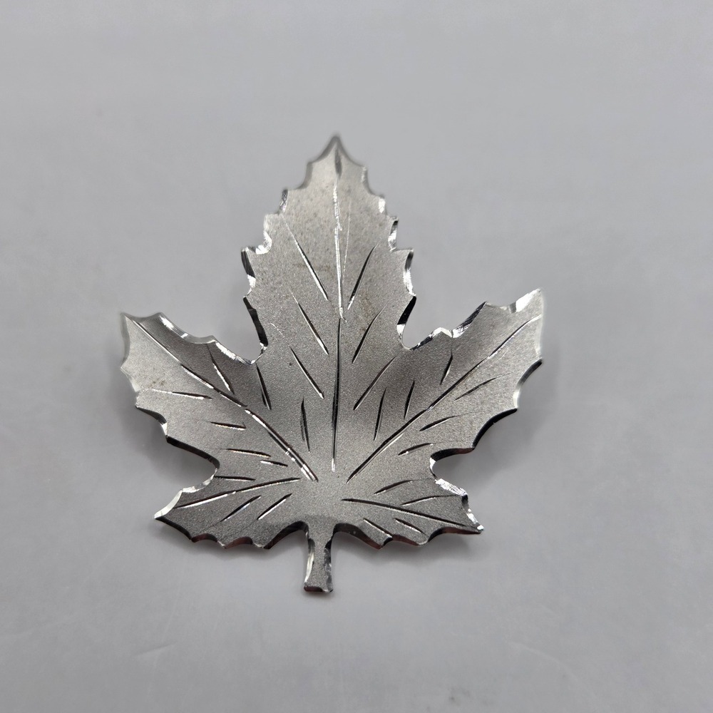 Vintage DCJ Sterling Silver Maple Leaf Brooch Pin Signed Etched Nature Jewelry